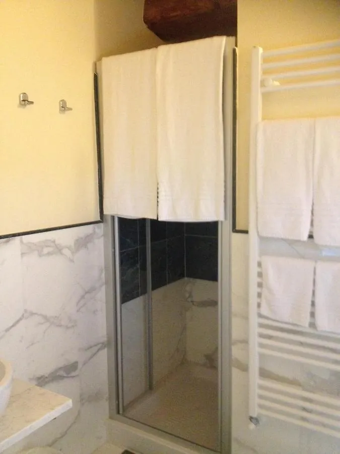 Bed&Breakfast La Zagara Querceta Bed & Breakfast