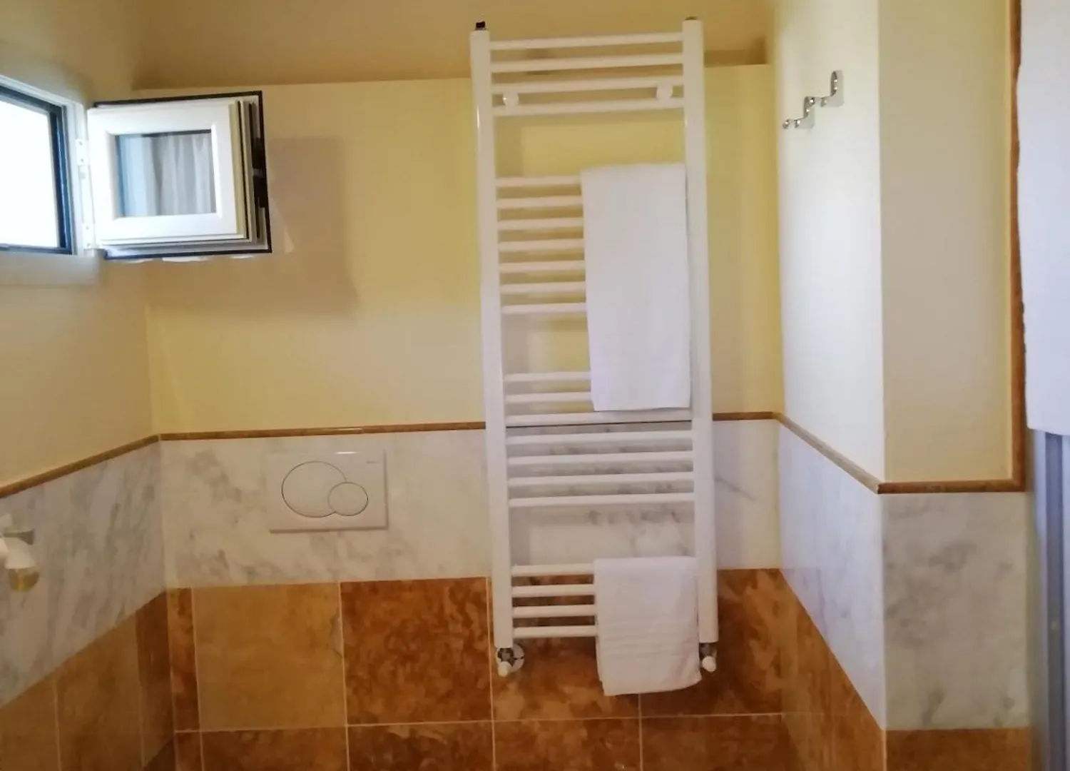 Bed & Breakfast Bed&Breakfast La Zagara Querceta Italia